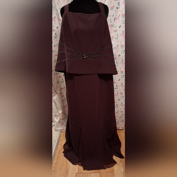 Junnie Leigh Dresses & Skirts - NWOT Junnie Leigh Burgundy Swarovski Crystal Formal Wedding Dress SZ 18/20 1X/2X